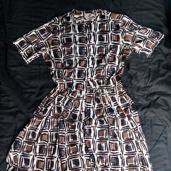 Claire Tiffany Traveler Abstract Pattern Polyester Dress Midi - Picture 2 of 6